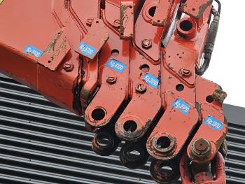 DAF CF 85.330 ATI / 40 t/m CRANE / KRAN / 8.500 km!